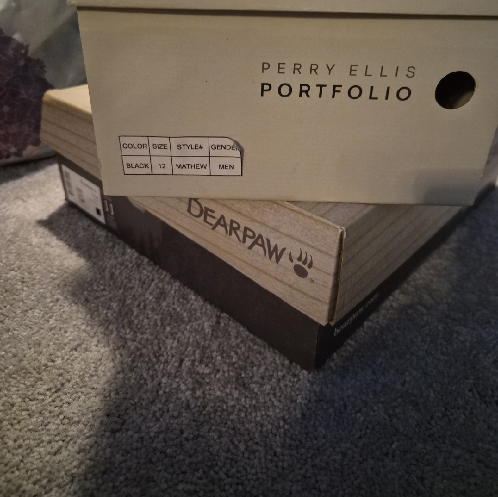 Perry Ellis Black Leather Slip-On Loafers - Picture 8 of 8